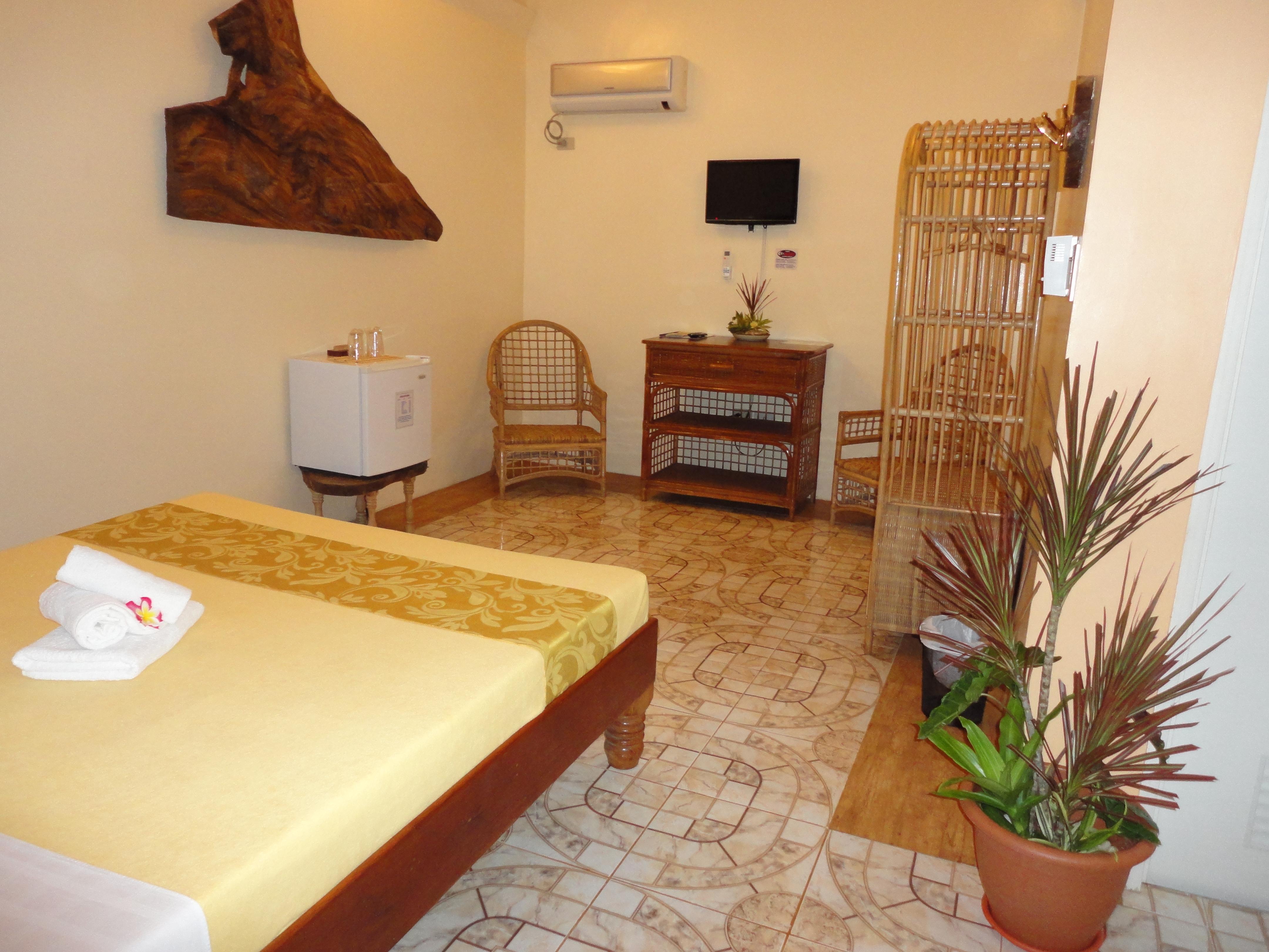 Deep Forest Garden Hotel Puerto Princesa Bagian luar foto