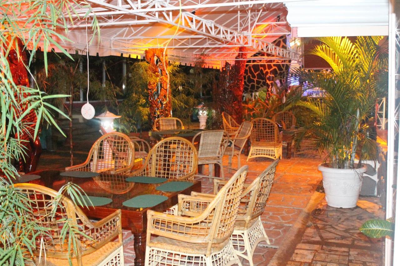 Deep Forest Garden Hotel Puerto Princesa Bagian luar foto