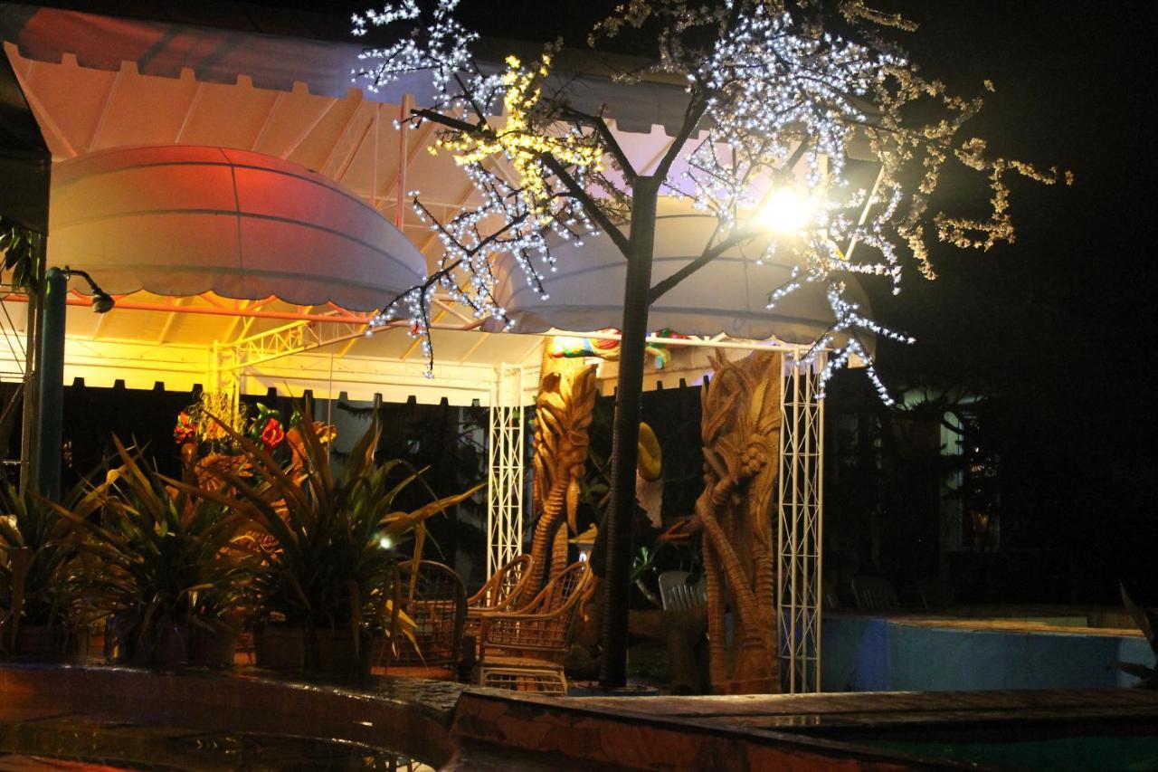 Deep Forest Garden Hotel Puerto Princesa Bagian luar foto