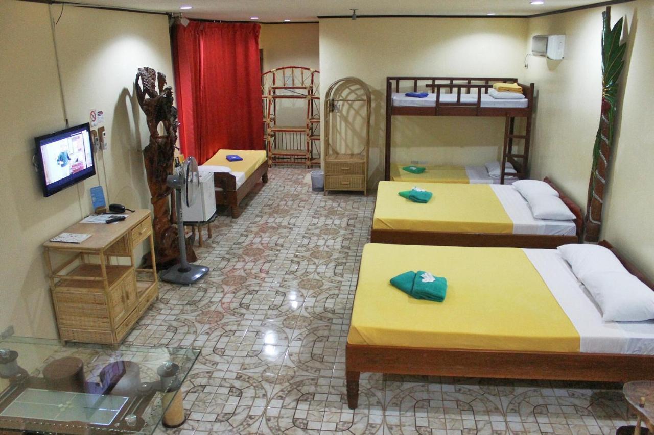 Deep Forest Garden Hotel Puerto Princesa Bagian luar foto