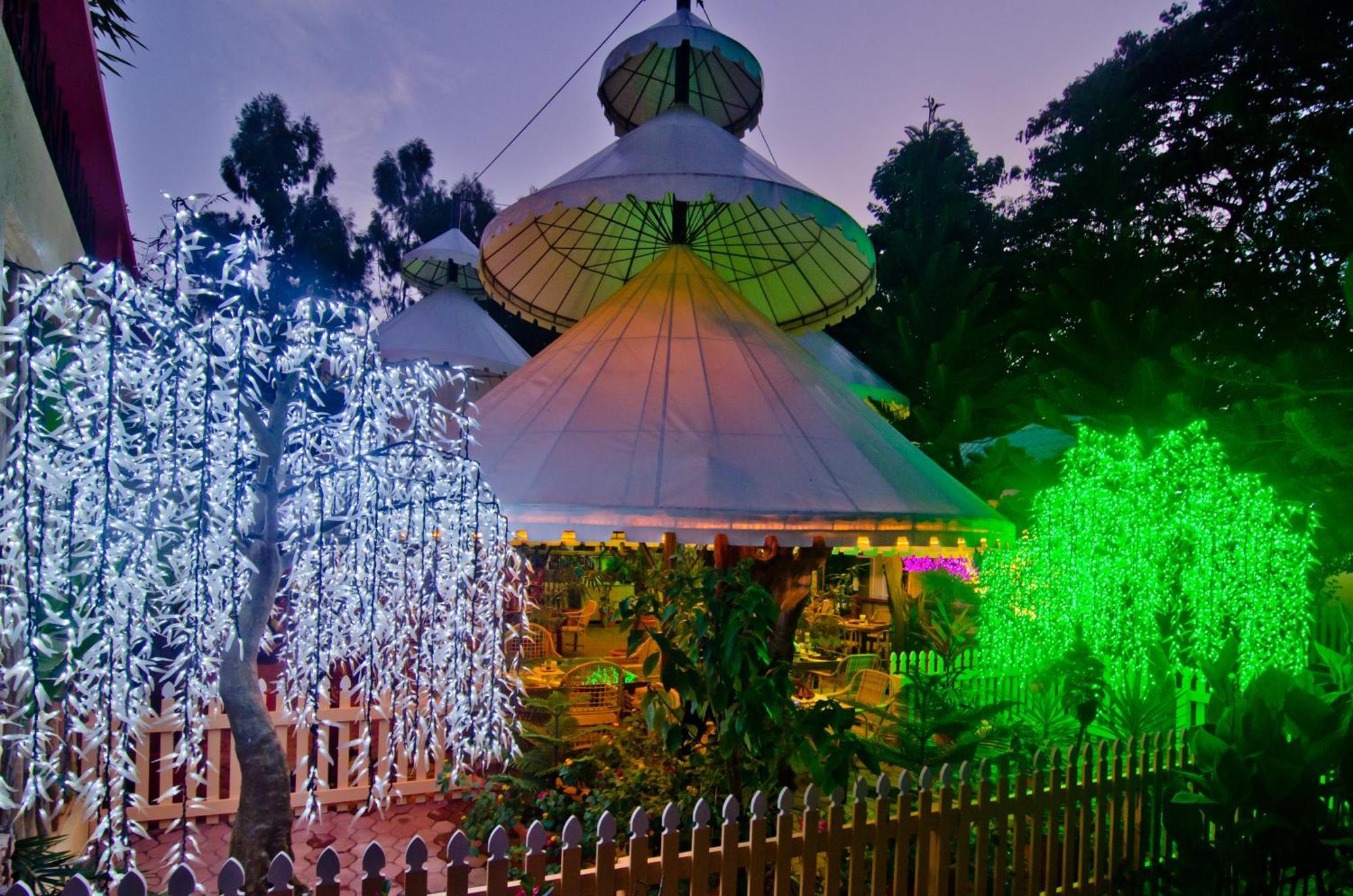 Deep Forest Garden Hotel Puerto Princesa Bagian luar foto